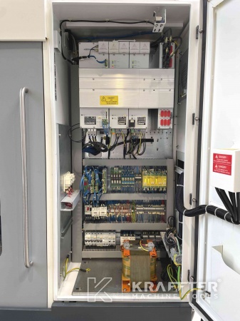 Električna omarica Obdelovalni center HURON VX6 APC 90072