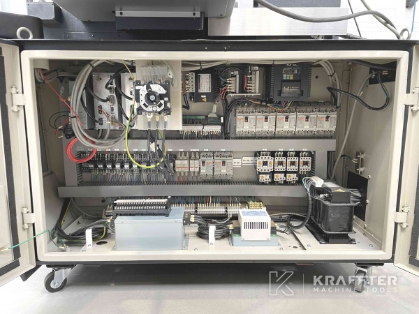Električna omarica Ploskovni brusilni Stroj OKAMOTO ACC 63 SA 90057