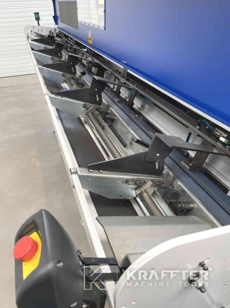 Stružnica z drsno glavo rabljena STAR SR-32 J 90070 destocking Evropa, Slovenija in mednarodno.