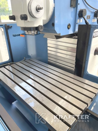 CNC rezkalni stroj za obdelavo kovin za precizna mehanika PEDERSEN VPF-970TI 20689-997