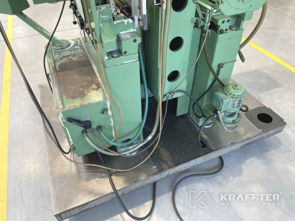 Obdelovalni stroji za kovino slovenija za prodajo ERNAULT SOMUA Z 1 C 20690-010 3 osi pri KRAFFTER