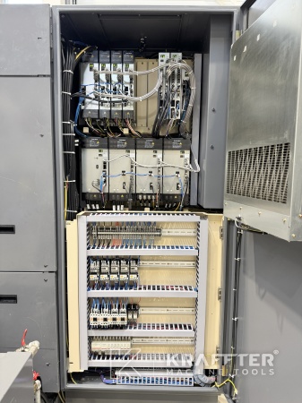 Električna omarica za industrijski stroj OKUMA Multus B300-W 90117