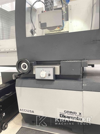Ploskovni brusilni Stroj rabljena OKAMOTO ACC 52 SA 20690-027 osi za prodaja