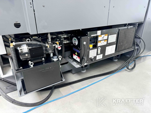 Nakup in prodaja Stružnica CNC TAKISAWA TS-4000 YS 90081 po vsem svetu