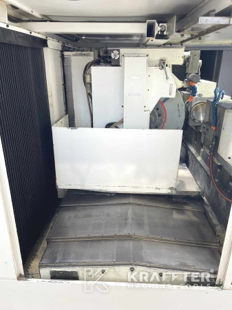 CNC cilindrični brusilni stroj numerično podprto OKUMA GP-26T II 20690-023