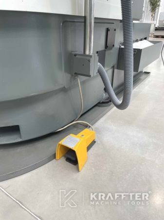 Nakup in prodaja CNC stroj za ostrenje orodij WALTER Helitronic Minipower 20690-008 po vsem svetu