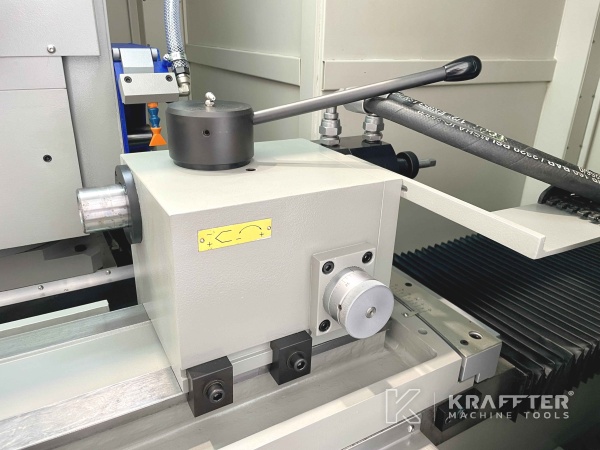 CNC cilindrični brusilni stroj rabljena GER C-1000 CNC 90088 destocking Evropa, Slovenija in mednarodno.