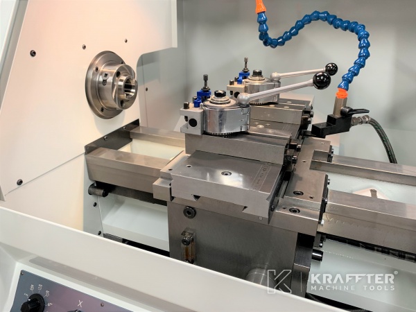 Prodaja Stružnica CNC SCHAUBLIN 225 TM-CNC 20689-943 Stroji za obdelavo kovin - Kraffter