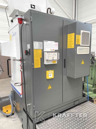 Industrijski stroji za ostrenje CNC stroj za ostrenje orodij WALTER Helitronic Power 90076