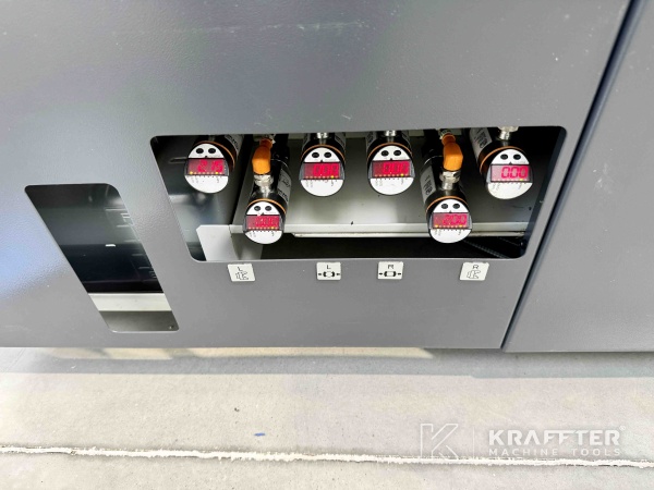 Prodaja Stružnica CNC TAKISAWA TS-4000 YS 90081 Stroji za obdelavo kovin - Kraffter