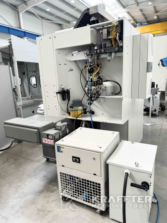 Nakup in prodaja Obdelovalni center HERMLE C30U dynamic 90086 Evropa, Švica, mednarodno